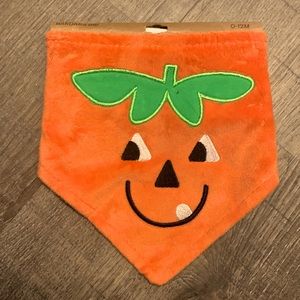 Halloween 🎃 Pumpkin Bandanna Bib Sz 0-12m